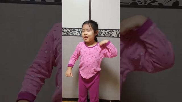 Don't open the fridge. 6세 смотреть онлайн