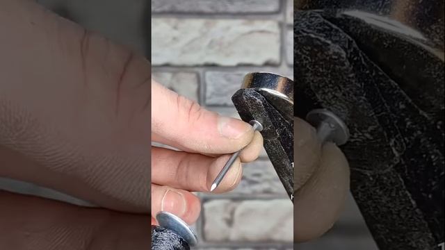 КАК ЛЕГКО ЗАБИТЬ ГВОЗДЬ В ТРУДНОДОСТУПНОМ МЕСТЕ ??????? смотреть онлайн