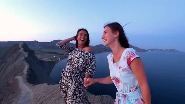 ВИДЕО-ПРОГУЛКА с блогером. Ваше настроение курортного Крыма. Мыс Хамелеон, Коктебель. смотреть онлайн