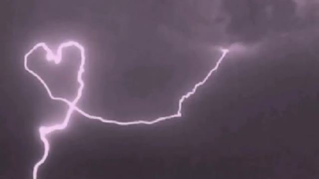 Diamonds - Rihanna (speed up) смотреть онлайн