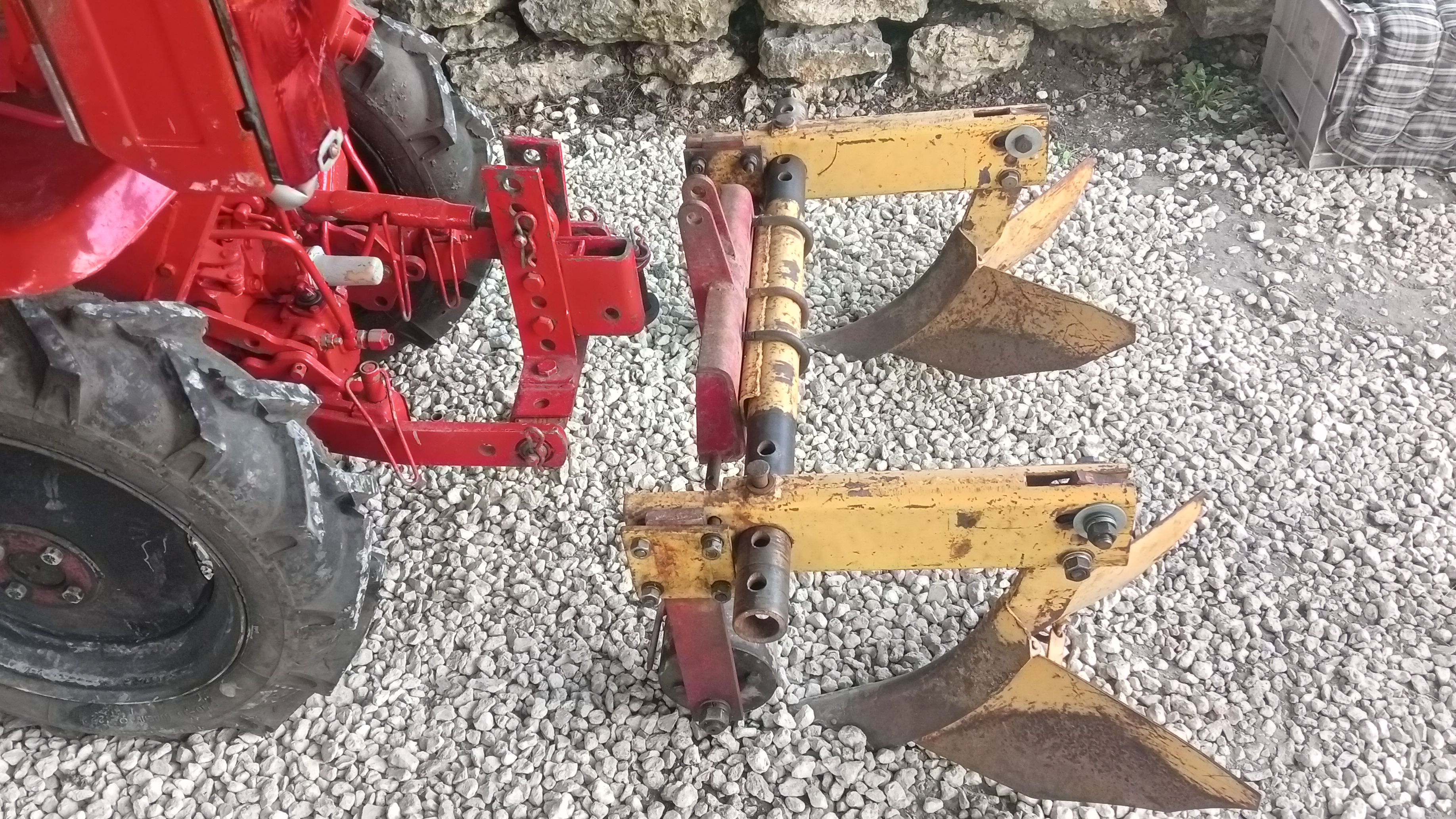 Минитрактор КМЗ-012 курганский окучник смотреть онлайн