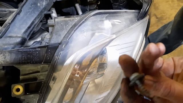 как снять фару форд мондео 4 смотреть онлайн