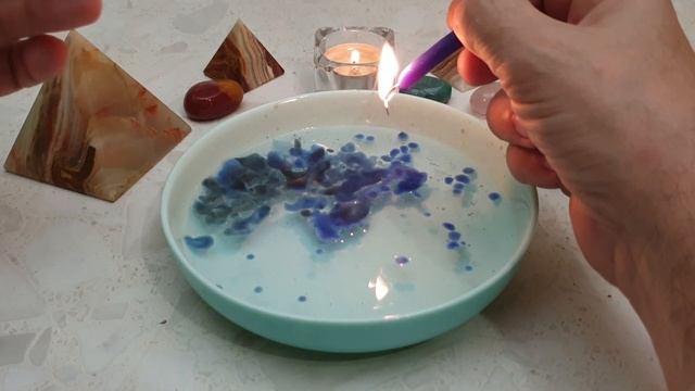 ВАЖНЫЕ ВЕСТИ ДЛЯ ВАС ОТ ВОСКОВОЙ СВЕЧИ. Гадание на воске. смотреть онлайн