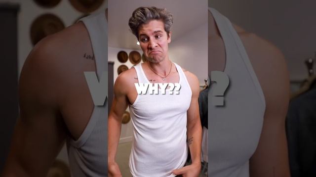 When to Wear a White Tank Top?! смотреть онлайн