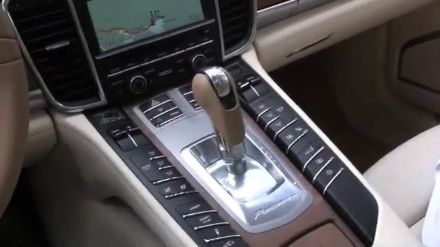 Porsche Panamera Review: Interior смотреть онлайн