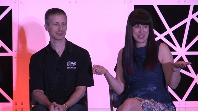 Visual Studio Live! Thursday Panel Discussion: What Matters Most for the Future of Your Application смотреть онлайн