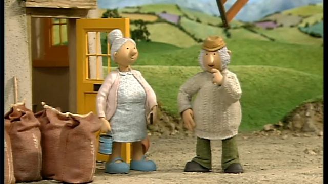 Little Red Tractor Series 1 Ep 6 Lucky Day