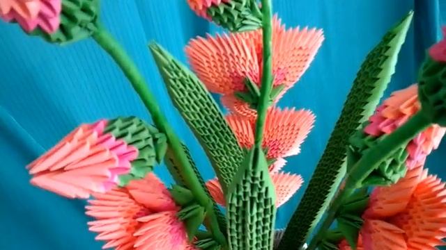 Модульное оригами, ваза с гладиолусами / Modular origami, vase with gladioli смотреть онлайн