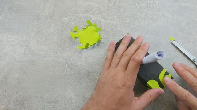 DIY - How to make a ZOMBO-HAMMER from paper with your own hands Hammer made of paper. Origami hamme смотреть онлайн