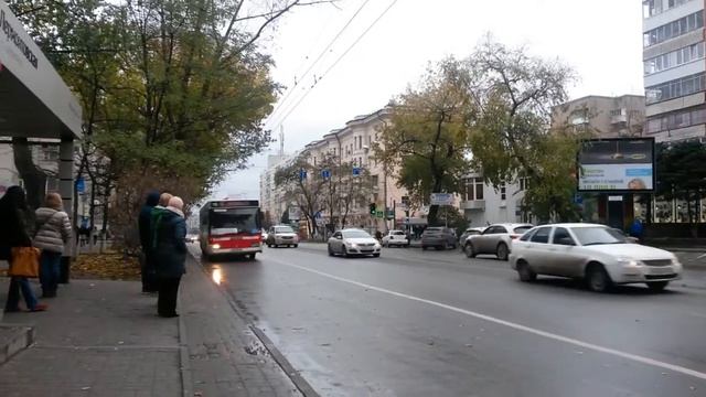 Недоступная среда. Почему автобусы не останавливаются у бордюра? смотреть онлайн