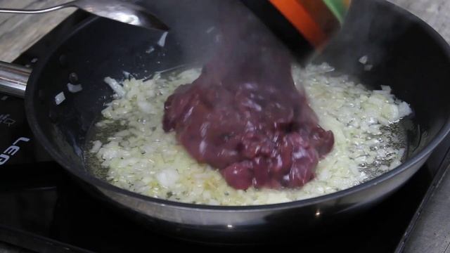 Салат из куриной печени. Хороший кандидат на новогодний стол. смотреть онлайн