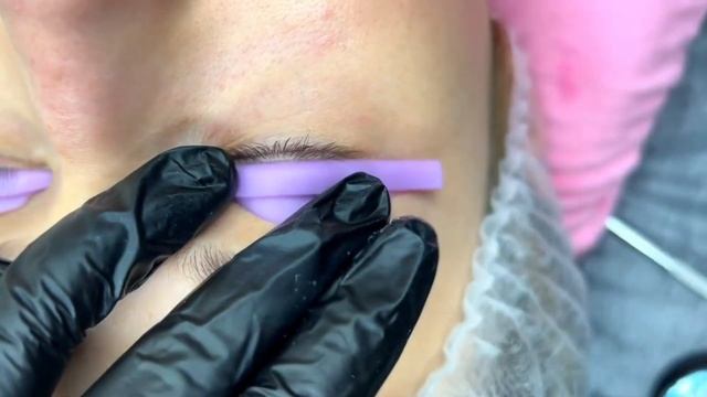 ЛАМИНИРОВАНИЕ РЕСНИЦ ПОКАЗ НА МОДЕЛИ смотреть онлайн