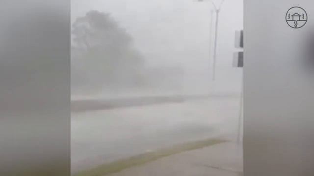 Wind over 120 km/h! A destructive storm hit Montevideo, Uruguay смотреть онлайн
