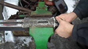 Сверлильный станок своими руками  Ч 1 Стойка и каретка DIY drilling machine