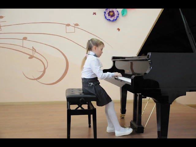 Колесникова Алина Л.Моцарт "Менуэт"; В.Косенко "Пионерская песня" ДМШ Барабинского района смотреть онлайн