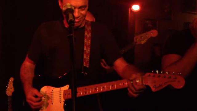 Uzi Levy, Arik Nizri, Nimrod Shemesh "Red House" Bar Giyora 21/7/13 смотреть онлайн