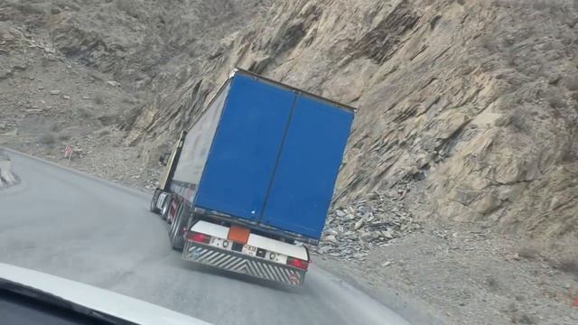 ЗМЕЙКА КЫРГЫЗСТАНА смотреть онлайн