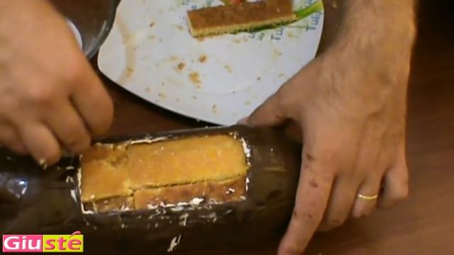 Gâteau façon bouteille de Coca Cola XXL смотреть онлайн