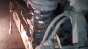 Замена передних пружин на Ниве.