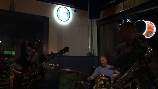 CK3 w/ Mike Ryan, Marshall Rauh and John Collinge - 1/13/2016 - Bar 333 - Stratus смотреть онлайн