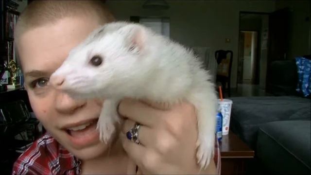 GRUNGE 90s Makeup Tutorial! смотреть онлайн