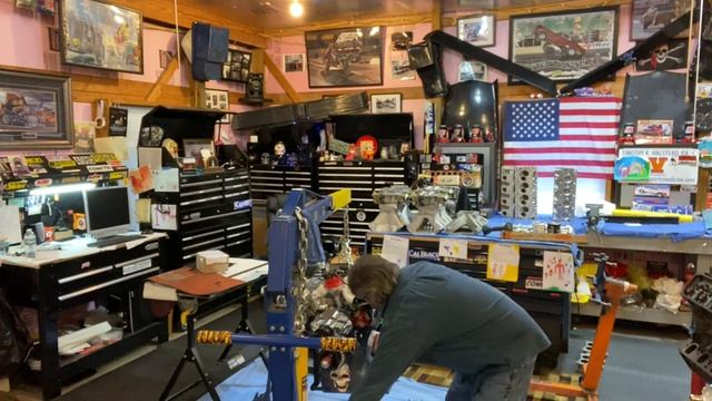 DragBoss Garage: Lock and Load And Roll On Down The Road...Can I Make An Intake manifold For A 351C смотреть онлайн