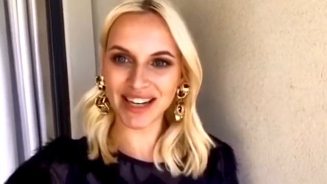 Пожелания от модели Валерии Дмитриенко смотреть онлайн