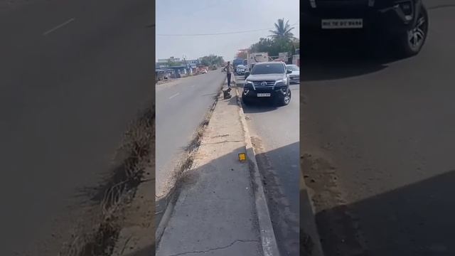 TOYOTA FORTUNER ALL POPULAR STUNT VIDEOS ??? VABBY ATTITUDE SHAYARI ? #stunt #fortuner