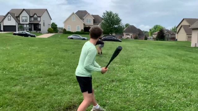 Wiffleball Bat Review! смотреть онлайн