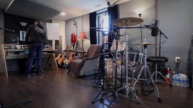 PRODUCING Music From My HOME STUDIO #WithMe | Workflow (Day 2) смотреть онлайн