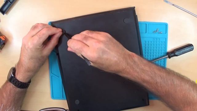 How to fix a Kasparov MK 12 Chess Coach смотреть онлайн