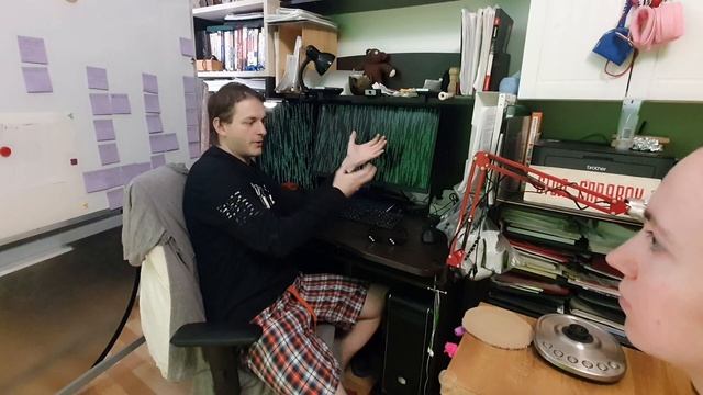 Жена программиста застукала за просмотром.... смотреть онлайн