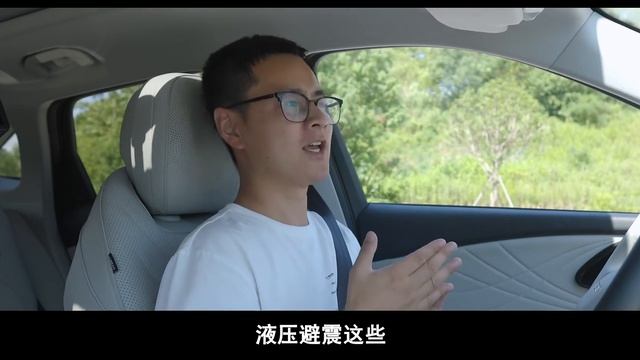 不自量力？吹牛？星途瑶光单挑奔驰GLC、保时捷Macan смотреть онлайн