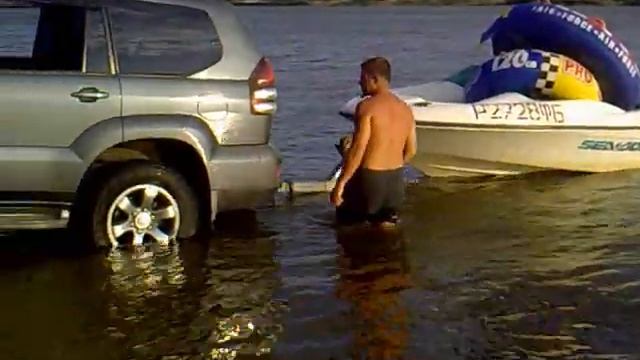 Подъем катера в док - Дон 2011 смотреть онлайн