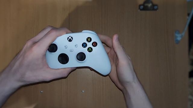 Геймпад Xbox Series спустя год. Какие проблемы, что со стиками? PC, Android, ЗВУК кнопок. Обзор смотреть онлайн