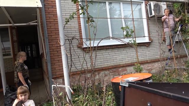 Кто молодец? Я - молодец! ) Разобрала шмотьё, помыла везде пол) 6.09.21. смотреть онлайн