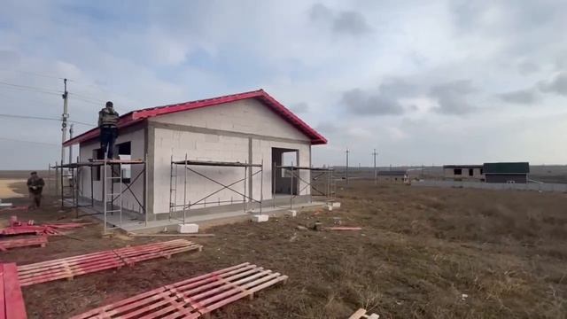 Домокомплект Ева//Строим кровлю//Дом в Крыму смотреть онлайн