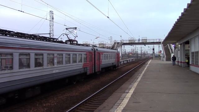 ЭД2Т-0026 с придурками на крыше, платформа Перерва