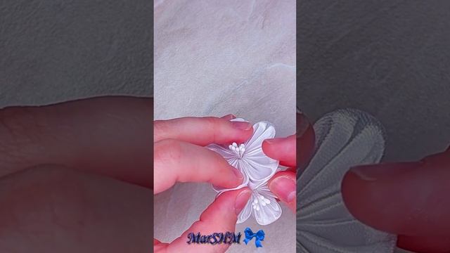 цветы из лент 5 см #Shorts смотреть онлайн