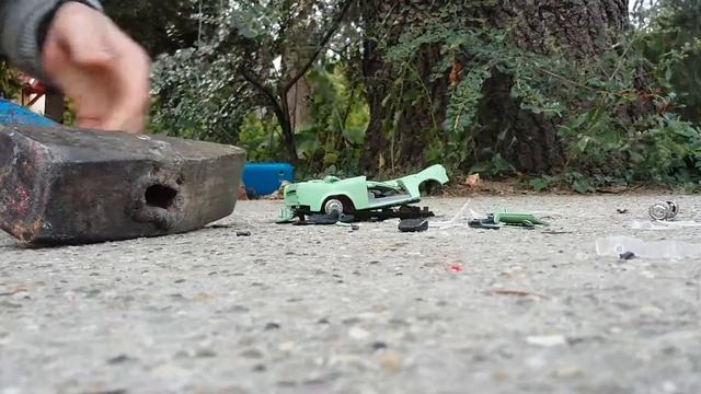 Big trabant crash / 2 смотреть онлайн