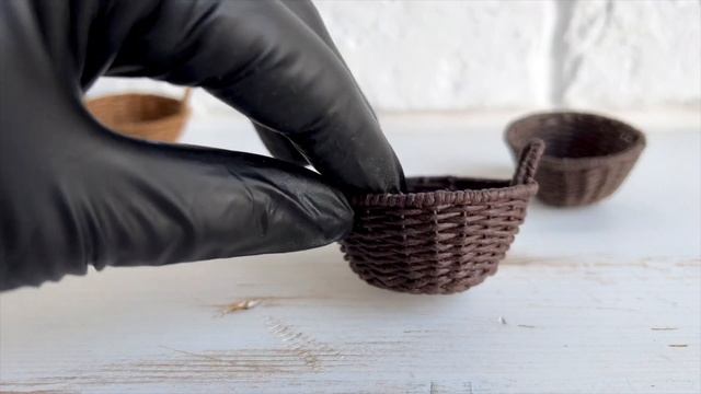 Dollhouse Miniature Wicker Baskets ???? #miniaturebasket #dollhouse #miniature #dollhousedecoration