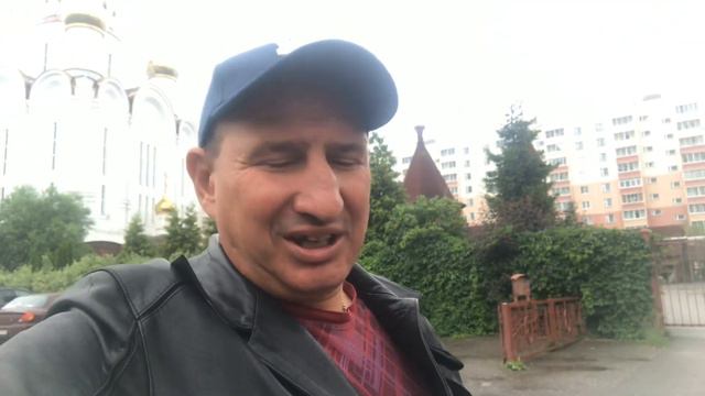КАК ПРОИГРАТЬ ДВА МИЛЛИОНА И УЙТИ В ЗАПОЙ . смотреть онлайн