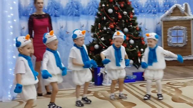 4 Новый год! Утренник в ДС №17 13группа смотреть онлайн