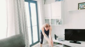 Утренняя музыкальная зарядка: Упражнения для тех кому за 50