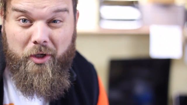 How to Wrap a Gift (Man Edition) смотреть онлайн