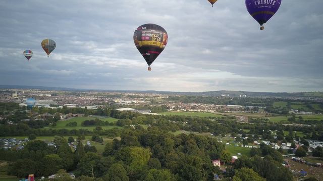 Bristol Balloon Fiesta, bird's eye view - 2017 смотреть онлайн
