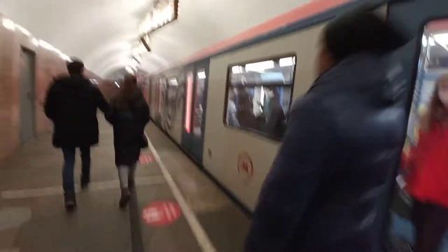 Поезд Москва на Баррикадной смотреть онлайн