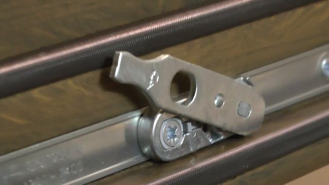 Деревянные окна от производителя - Фурнитура Roto и уплотнитель