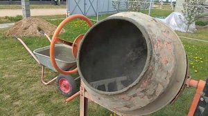 Бетонные столбы для забора своими руками.