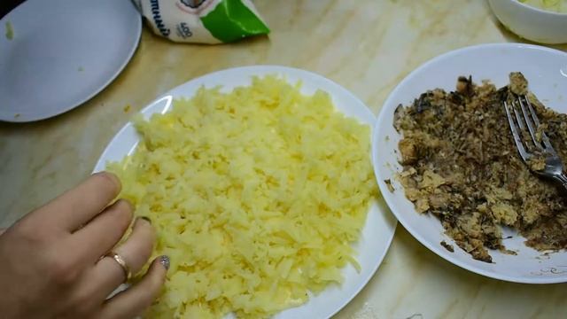 Мимоза: рецепт простого салата с консервами смотреть онлайн